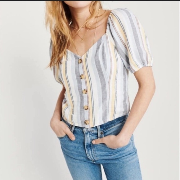 Abercrombie & Fitch Tops - Abercrombie & Fitch Striped Puff Sleeve Button Down Size XS